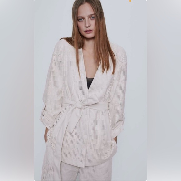 Zara - Faux Leather Die-Cut Jacket - Size Large - NWT - Picture 2 of 8